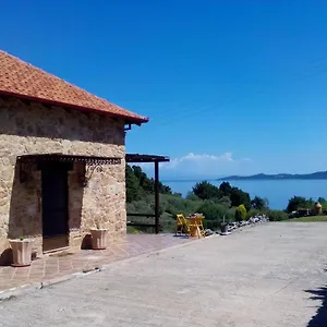 Stonehouse Nea Roda